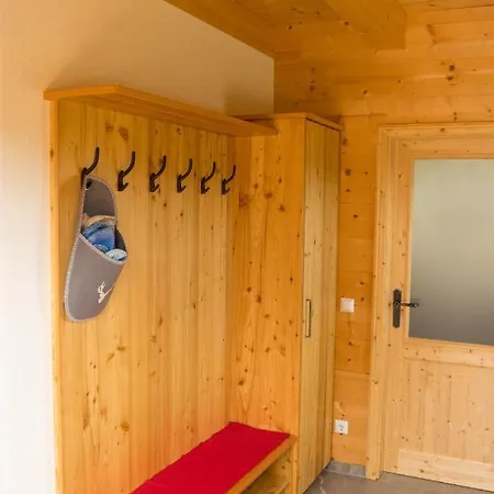 Stoichart Almhutte * Hochrindl