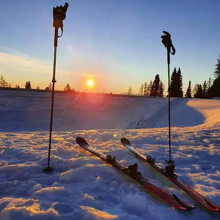 Stoichart Almhutte
